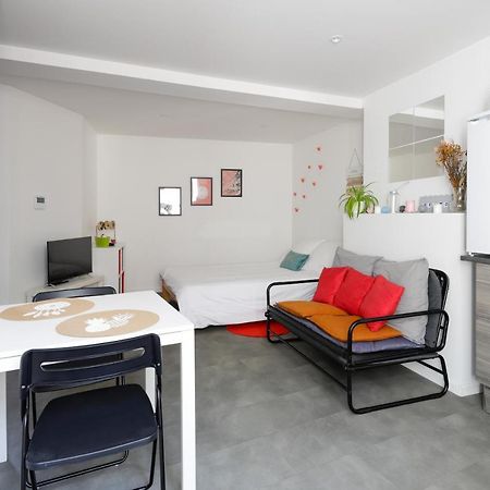 Charmant Studio, Au Coeur De La Ville De Riom Esterno foto