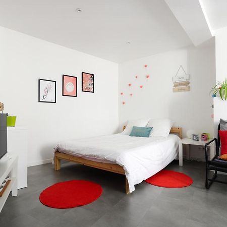 Charmant Studio, Au Coeur De La Ville De Riom Esterno foto