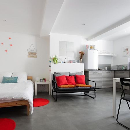 Charmant Studio, Au Coeur De La Ville De Riom Esterno foto