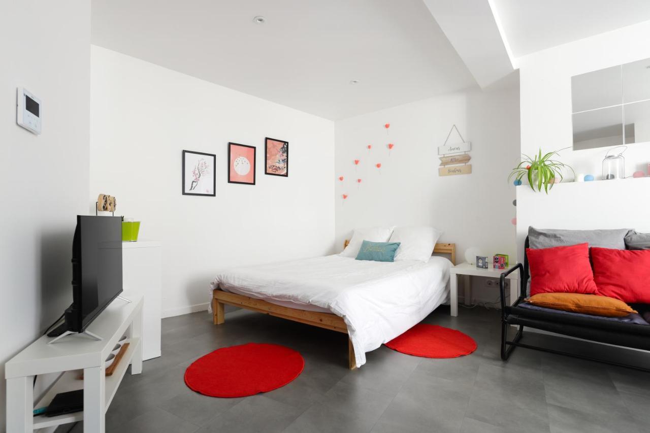 Charmant Studio, Au Coeur De La Ville De Riom Esterno foto