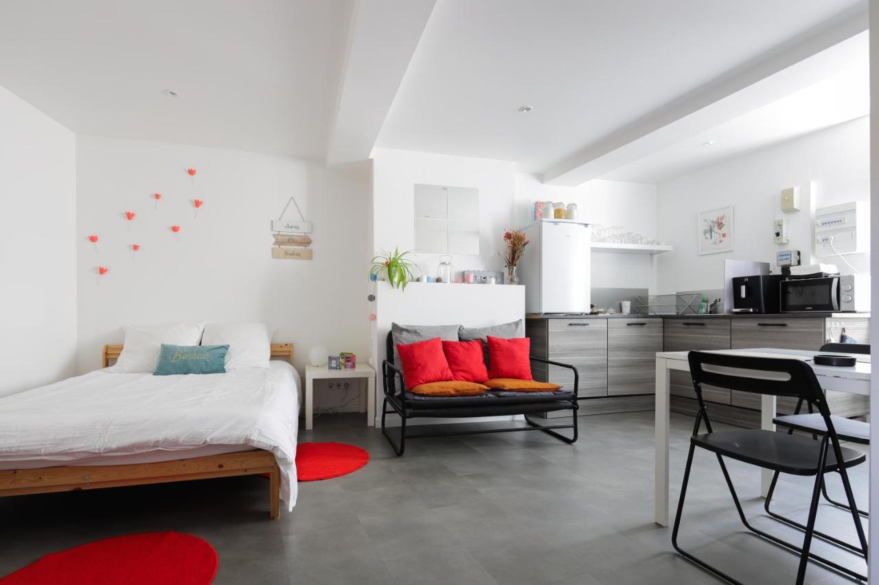 Charmant Studio, Au Coeur De La Ville De Riom Esterno foto