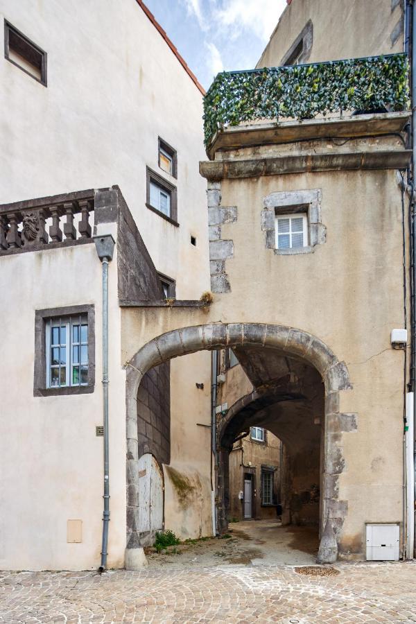 Charmant Studio, Au Coeur De La Ville De Riom Esterno foto